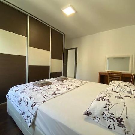 Apartman Mimato Lovran Exteriör bild