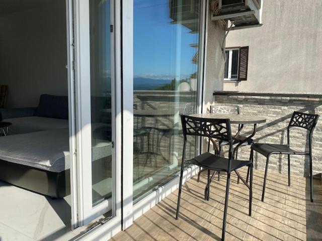 Apartman Mimato Lovran Exteriör bild